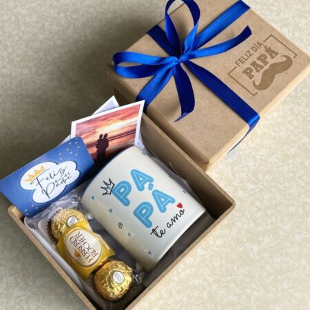 Taza + chocolates